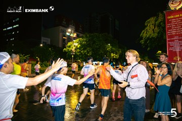 Ảnh sự kiện HO CHI MINH CITY NIGHT RUN EXIMBANK 2026 - be55d9a498923551bdc184c7bfe5a71c.jpg