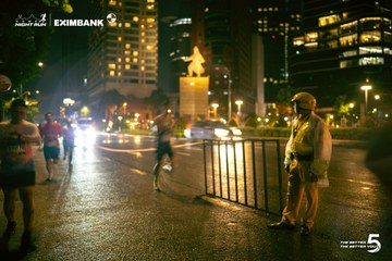 Photo HO CHI MINH CITY NIGHT RUN EXIMBANK 2026 - be61383a3cd95084e7bda9f00cdffcbd.jpg