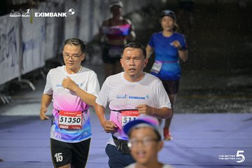 Photo HO CHI MINH CITY NIGHT RUN EXIMBANK 2026 - beda73f4c6f4916f2ba3f1d7fef0a991.jpg