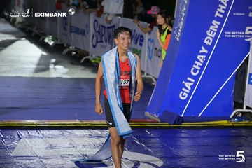Photo HO CHI MINH CITY NIGHT RUN EXIMBANK 2026 - bef97fc193cd71c683adea85a5a40460.jpg