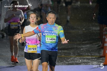 Photo HO CHI MINH CITY NIGHT RUN EXIMBANK 2026 - bf0f092b6e105643f53361ebcbbbf788.jpg