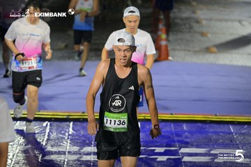 Photo HO CHI MINH CITY NIGHT RUN EXIMBANK 2026 - bf84b0fd36441ff8deb29deb761ebb67.jpg