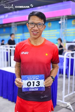 Photo HO CHI MINH CITY NIGHT RUN EXIMBANK 2026 - bf9f7c24f42c78cc62837ae43294049a.jpg