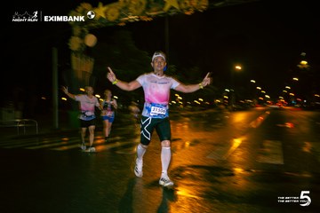 Ảnh sự kiện HO CHI MINH CITY NIGHT RUN EXIMBANK 2026 - c103840db7fed810f19958035826e782.jpg