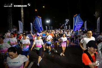 Ảnh sự kiện HO CHI MINH CITY NIGHT RUN EXIMBANK 2026 - c1dffb2bee4617fac69fafb1068c2e90.jpg