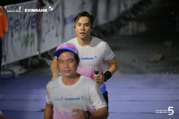 Photo HO CHI MINH CITY NIGHT RUN EXIMBANK 2026 - c1ed91644fc9d7020ba7ba5989701d79.jpg