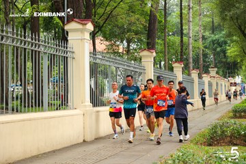 Photo HO CHI MINH CITY NIGHT RUN EXIMBANK 2026 - c2506fe514f7f31cb00730b355f97699.jpg