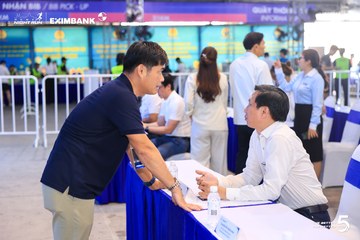 Photo HO CHI MINH CITY NIGHT RUN EXIMBANK 2026 - c4816cb0ee1a38b55e70320310d4db2c.jpg
