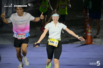 Photo HO CHI MINH CITY NIGHT RUN EXIMBANK 2026 - c54b10b1e9d53f24c6887284110bc6af.jpg