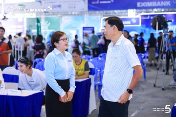 Photo HO CHI MINH CITY NIGHT RUN EXIMBANK 2026 - c5963ba9dba10544e2c589f2a0ac1f29.jpg