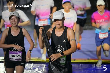 Photo HO CHI MINH CITY NIGHT RUN EXIMBANK 2026 - c5f3093c8608b338b75576da6ca43d7f.jpg