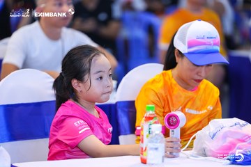 Photo HO CHI MINH CITY NIGHT RUN EXIMBANK 2026 - c696c0d7f075148ac380d1fe0f8c7429.jpg