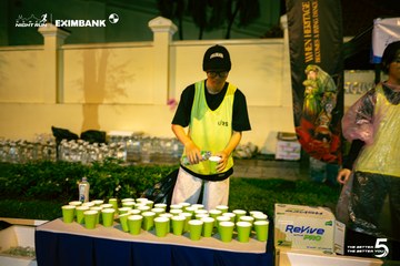 Photo HO CHI MINH CITY NIGHT RUN EXIMBANK 2026 - c6d7bb1dc5213766b079a24d4a2c3564.jpg