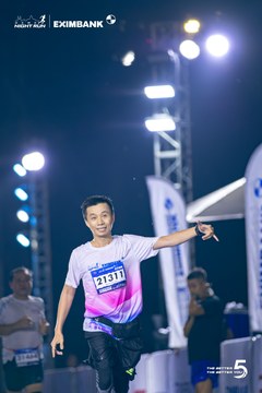 Ảnh sự kiện HO CHI MINH CITY NIGHT RUN EXIMBANK 2026 - c75b0e35cd621f56a0ecb1f241edd5fd.jpg