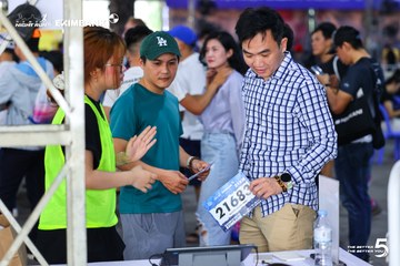 Photo HO CHI MINH CITY NIGHT RUN EXIMBANK 2026 - c82237ce9bf5882794a3cc2b90783d01.jpg