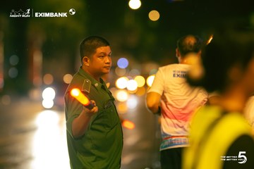 Photo HO CHI MINH CITY NIGHT RUN EXIMBANK 2026 - c95186b9574560b9c26b894ad69f88c9.jpg