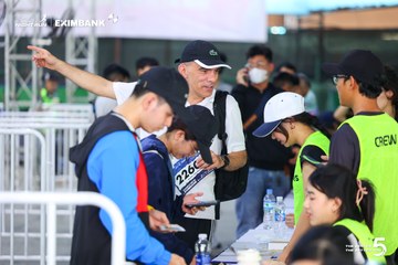 Photo HO CHI MINH CITY NIGHT RUN EXIMBANK 2026 - c9b52edcea65899cd500a8f3f26374d4.jpg