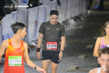 Photo HO CHI MINH CITY NIGHT RUN EXIMBANK 2026 - c9daf522e7c85865a39b165e75d08575.jpg