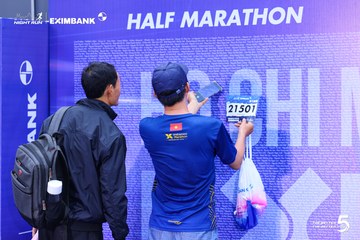 Photo HO CHI MINH CITY NIGHT RUN EXIMBANK 2026 - c9e123b0258c3187b34e8570b72df865.jpg