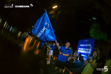 Photo HO CHI MINH CITY NIGHT RUN EXIMBANK 2026 - ca9e5a5023b14f9854c454bbe05fa4b9.jpg