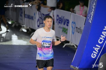 HO CHI MINH CITY NIGHT RUN EXIMBANK 2026 - Ảnh #4980298