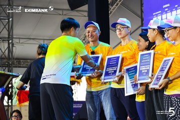 Photo HO CHI MINH CITY NIGHT RUN EXIMBANK 2026 - cb45eae9760bfb42a25d6122f8e74bec.jpg