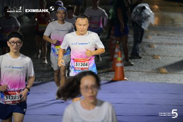 Photo HO CHI MINH CITY NIGHT RUN EXIMBANK 2026 - cc2e560f180c515ecedfa51e4cbcc269.jpg