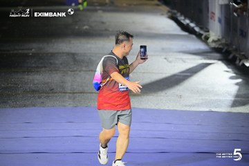 HO CHI MINH CITY NIGHT RUN EXIMBANK 2026 - Ảnh #4984086