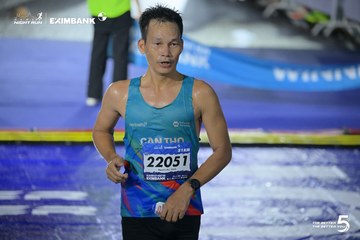 Photo HO CHI MINH CITY NIGHT RUN EXIMBANK 2026 - cd04b42b84ca5a8347dab2018ec3b600.jpg