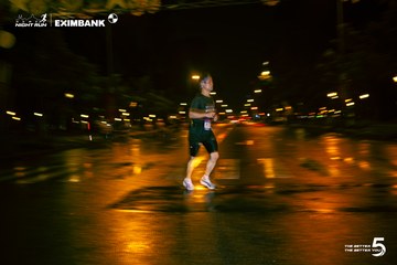 Ảnh sự kiện HO CHI MINH CITY NIGHT RUN EXIMBANK 2026 - cd617cb1ab5b365e9d131e4a57d7eb44.jpg