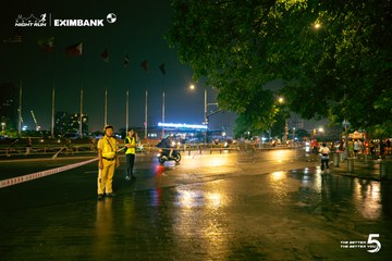 Photo HO CHI MINH CITY NIGHT RUN EXIMBANK 2026 - cd769abc788c879a1a3cbfbe446e6832.jpg