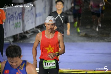 Photo HO CHI MINH CITY NIGHT RUN EXIMBANK 2026 - cdd7837195c4e6f1a1b0466a2a36b2f9.jpg