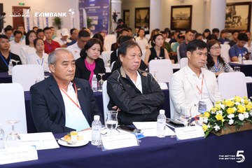 Photo HO CHI MINH CITY NIGHT RUN EXIMBANK 2026 - ce8f28e93a2113a5a92710197deeb9ad.jpg