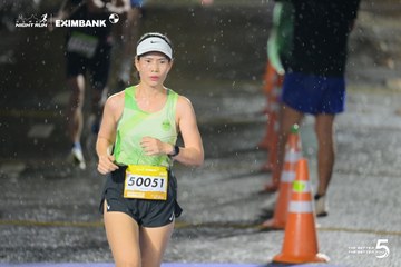 Photo HO CHI MINH CITY NIGHT RUN EXIMBANK 2026 - cf0dd79fc741bb52f9d11c886df6ce0f.jpg