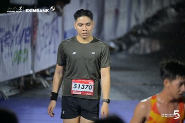 Photo HO CHI MINH CITY NIGHT RUN EXIMBANK 2026 - cf3927bbee9b6c1bb888e3ce49888d53.jpg