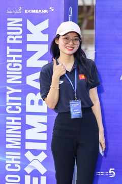 Photo HO CHI MINH CITY NIGHT RUN EXIMBANK 2026 - cfc13ffb3200297040225eaf97e5c129.jpg