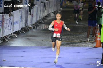 Photo HO CHI MINH CITY NIGHT RUN EXIMBANK 2026 - d001eddeb8e6af188bb8b1519cad1878.jpg