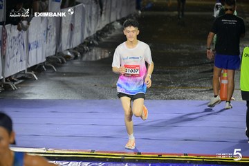 Photo HO CHI MINH CITY NIGHT RUN EXIMBANK 2026 - d0116e0f506d8b9483d1fe4b5e327d09.jpg