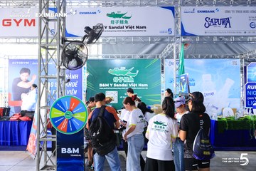 Photo HO CHI MINH CITY NIGHT RUN EXIMBANK 2026 - d04bfbe393839871c4c806b5b44e80ba.jpg