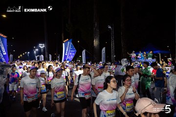 Ảnh sự kiện HO CHI MINH CITY NIGHT RUN EXIMBANK 2026 - d22cce59e2de819f62440f495287b5e7.jpg