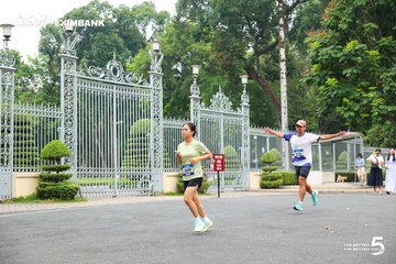 Photo HO CHI MINH CITY NIGHT RUN EXIMBANK 2026 - d242e38ef4693412b626ad5d13209dc1.jpg