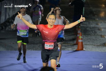 Photo HO CHI MINH CITY NIGHT RUN EXIMBANK 2026 - d2597d23c05e220320954099e213016d.jpg