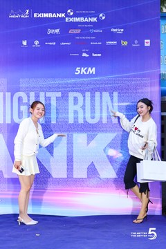 Photo HO CHI MINH CITY NIGHT RUN EXIMBANK 2026 - d2906502910125240c0faf30631b1888.jpg