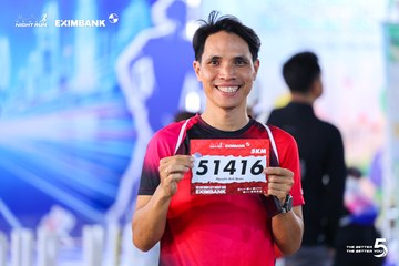 Photo HO CHI MINH CITY NIGHT RUN EXIMBANK 2026 - d2a7bdc3524a875837cd90a1f1940919.jpg
