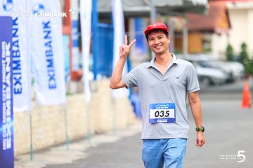 Photo HO CHI MINH CITY NIGHT RUN EXIMBANK 2026 - d2b35f852e43fb48d6073995546dfb33.jpg