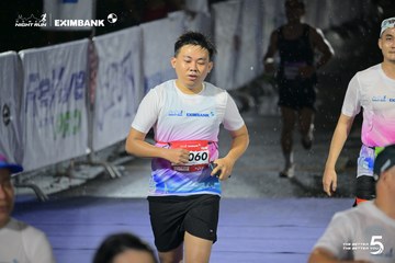 Photo HO CHI MINH CITY NIGHT RUN EXIMBANK 2026 - d35fac736744b9414169532facc72405.jpg