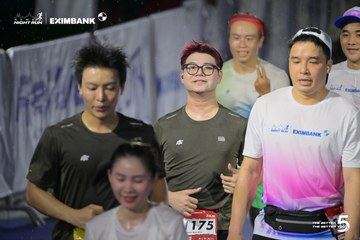 Photo HO CHI MINH CITY NIGHT RUN EXIMBANK 2026 - d3d3b625f15152c206063543a631e226.jpg