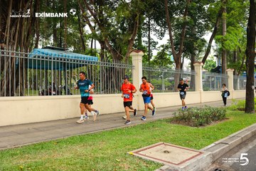 Photo HO CHI MINH CITY NIGHT RUN EXIMBANK 2026 - d404c615dd88b95aa5e86d88cf9e8a7f.jpg