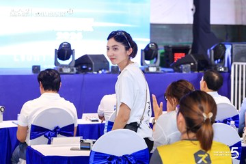 Photo HO CHI MINH CITY NIGHT RUN EXIMBANK 2026 - d49587fef3938c35596bbf5d31a8981c.jpg