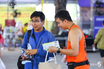 Photo HO CHI MINH CITY NIGHT RUN EXIMBANK 2026 - d4c175f4ccc04b94bd05c35c601e7373.jpg
